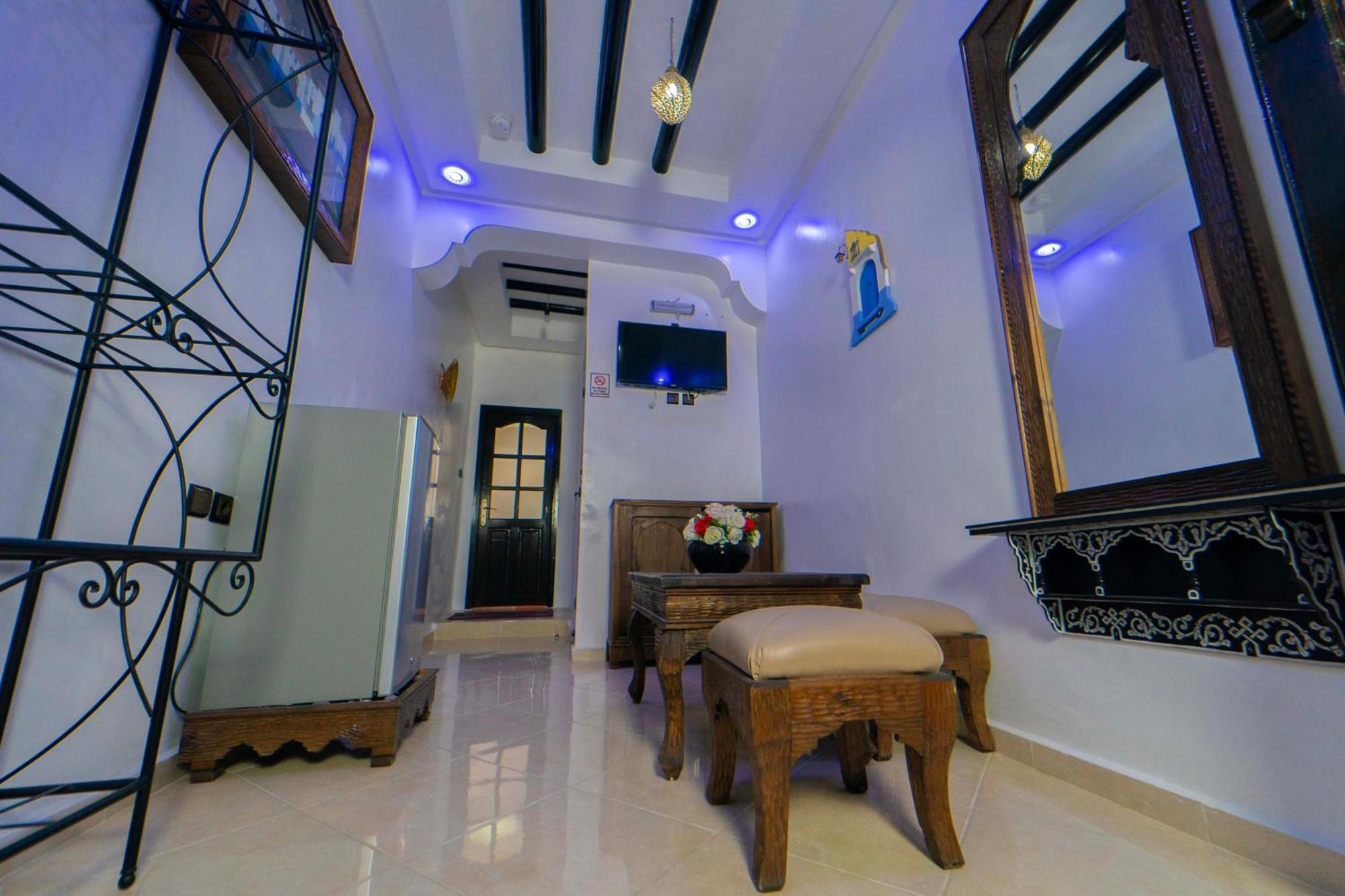 Maison D'Hotes Afassi 셰프샤우엔 외부 사진